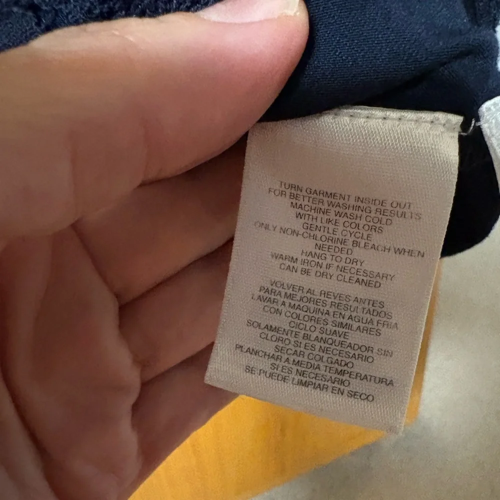 Women’s Jones New York Signature Lace Front Top - Picture 5 of 5